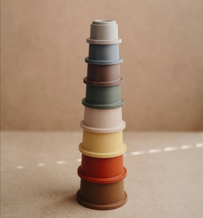 Retro stacking cups